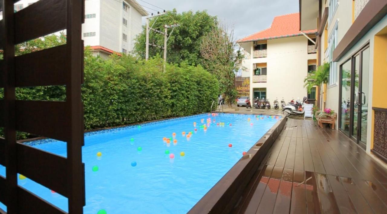 Monmuang Hotel Chiang Mai Exterior photo